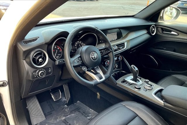 2022 Alfa Romeo Stelvio Ti AWD