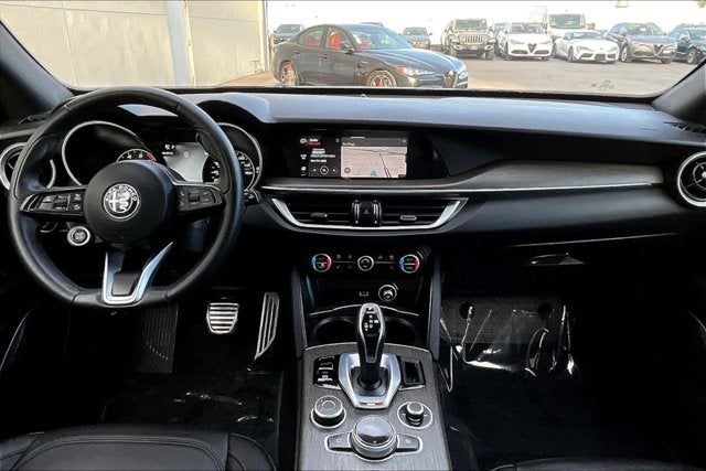 2022 Alfa Romeo Stelvio Ti AWD