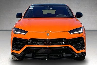 2022 Lamborghini Urus Graphite Capsule